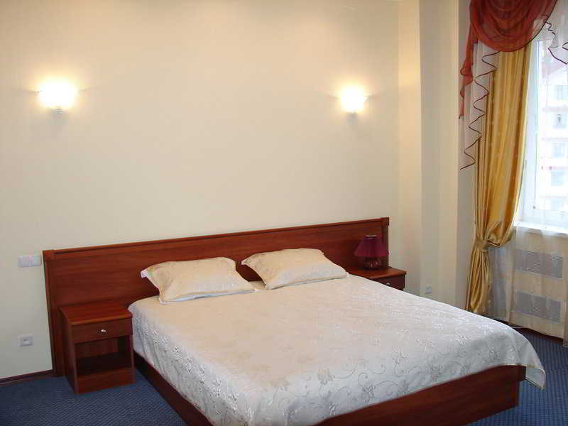 Sun Light Hotel Charkiw Exterior foto