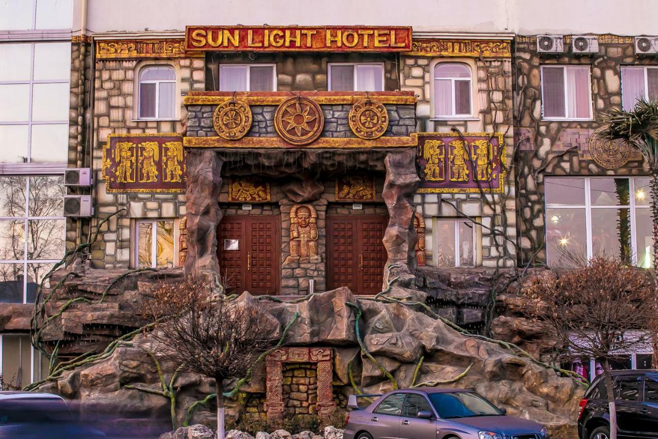 Sun Light Hotel Charkiw Exterior foto