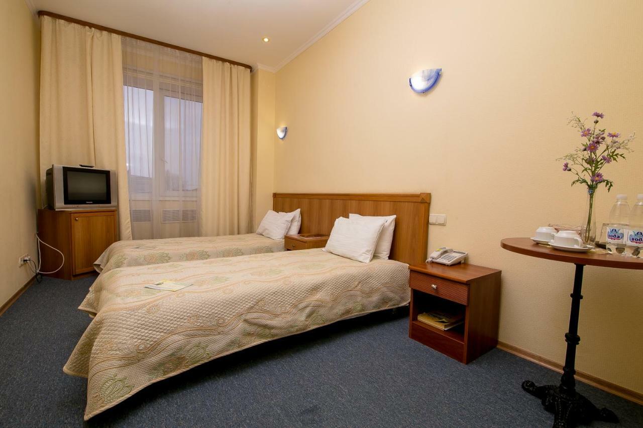 Sun Light Hotel Charkiw Exterior foto